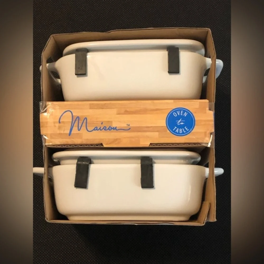 Set‎ of 2 oven to table mini ceramic covered bakers with lids new